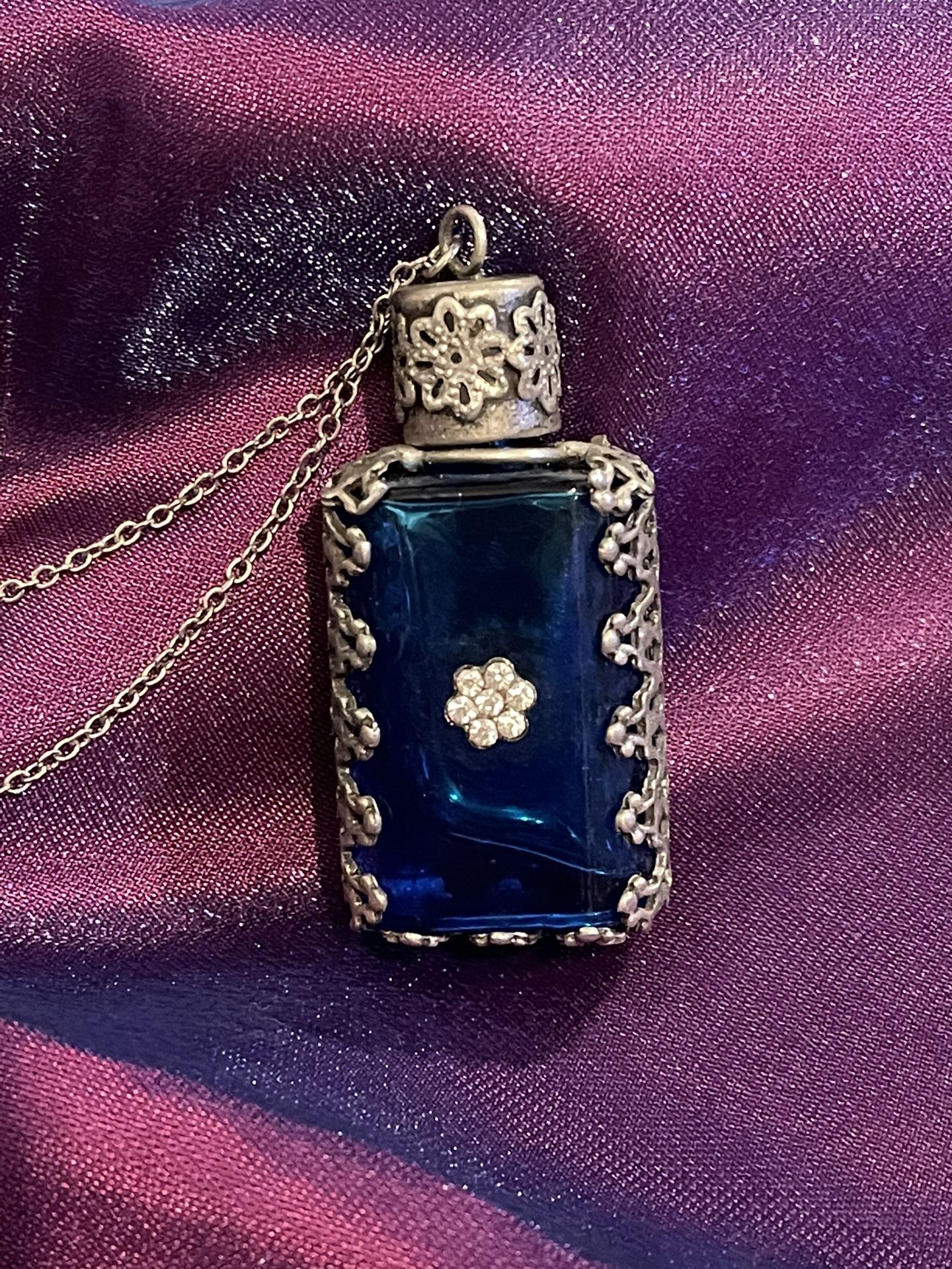 Vintage Mini Perfume, Essential Oil bottles, Scent Bottle, Antique Bottle, Vintage Bottles,