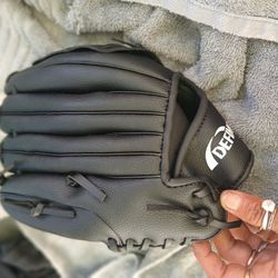 Lil Kids Baseball Gloves