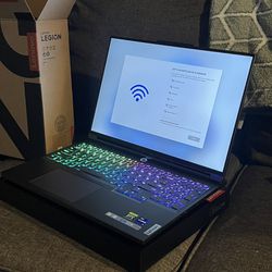 Lenovo Slim7i Gaming Laptop 4070