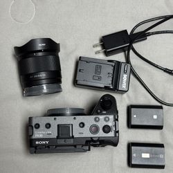 Sony FX30 Kit – 0 Shutter – Includes Lens & Accessories – Like New