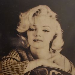 Black and white Marilyn Monroe canvas Portrait 