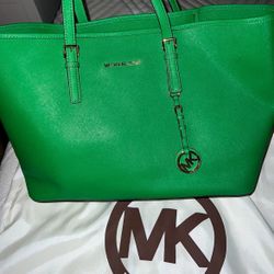 MK Big Purse 