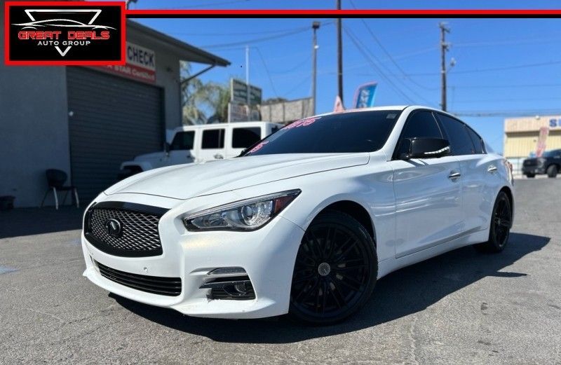 2015 Infiniti Q50