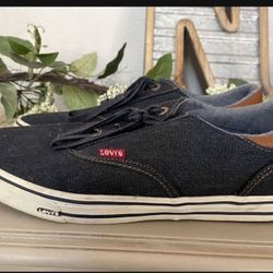 Levi men’s casual shoes