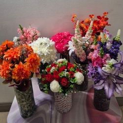 *** VALENTINE'S CLEARANCE *** Vases with Faux Floral Bouquets @ Lasting Creations