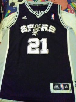 SPURS JERSEY SIZE XXL YOUTH STITCHED
