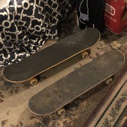 2 Skateboards 