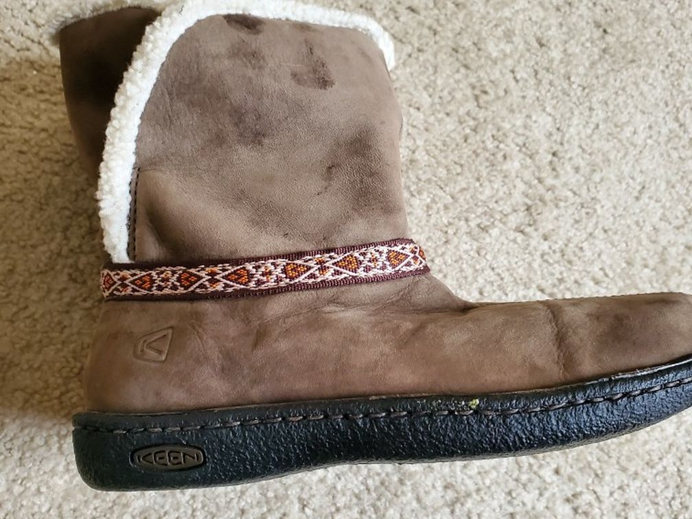 Keen Womens Winter Snow Boots US 5 Brand New Never Used