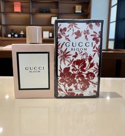 gucci bloom perfume