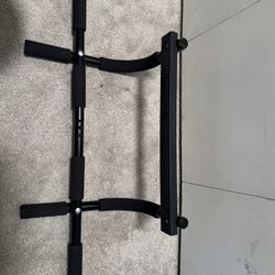 Pull up bar 