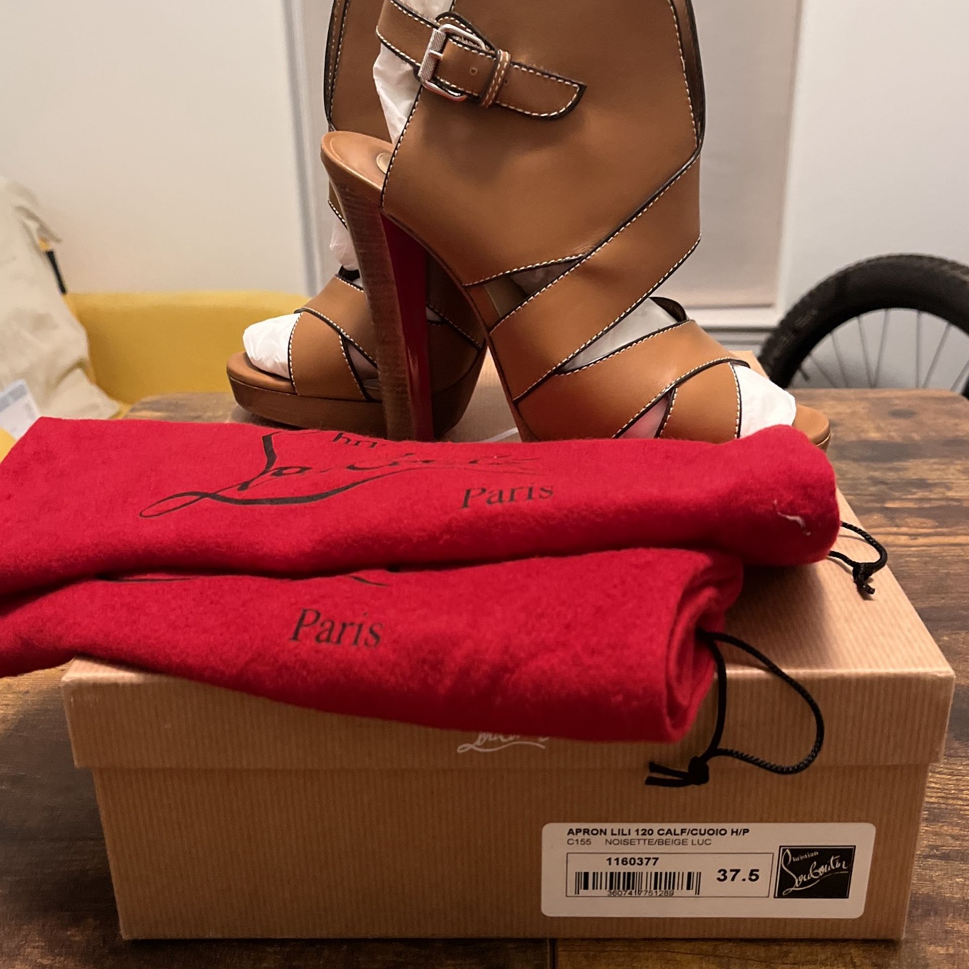 Christian Louboutin Heels 37.5