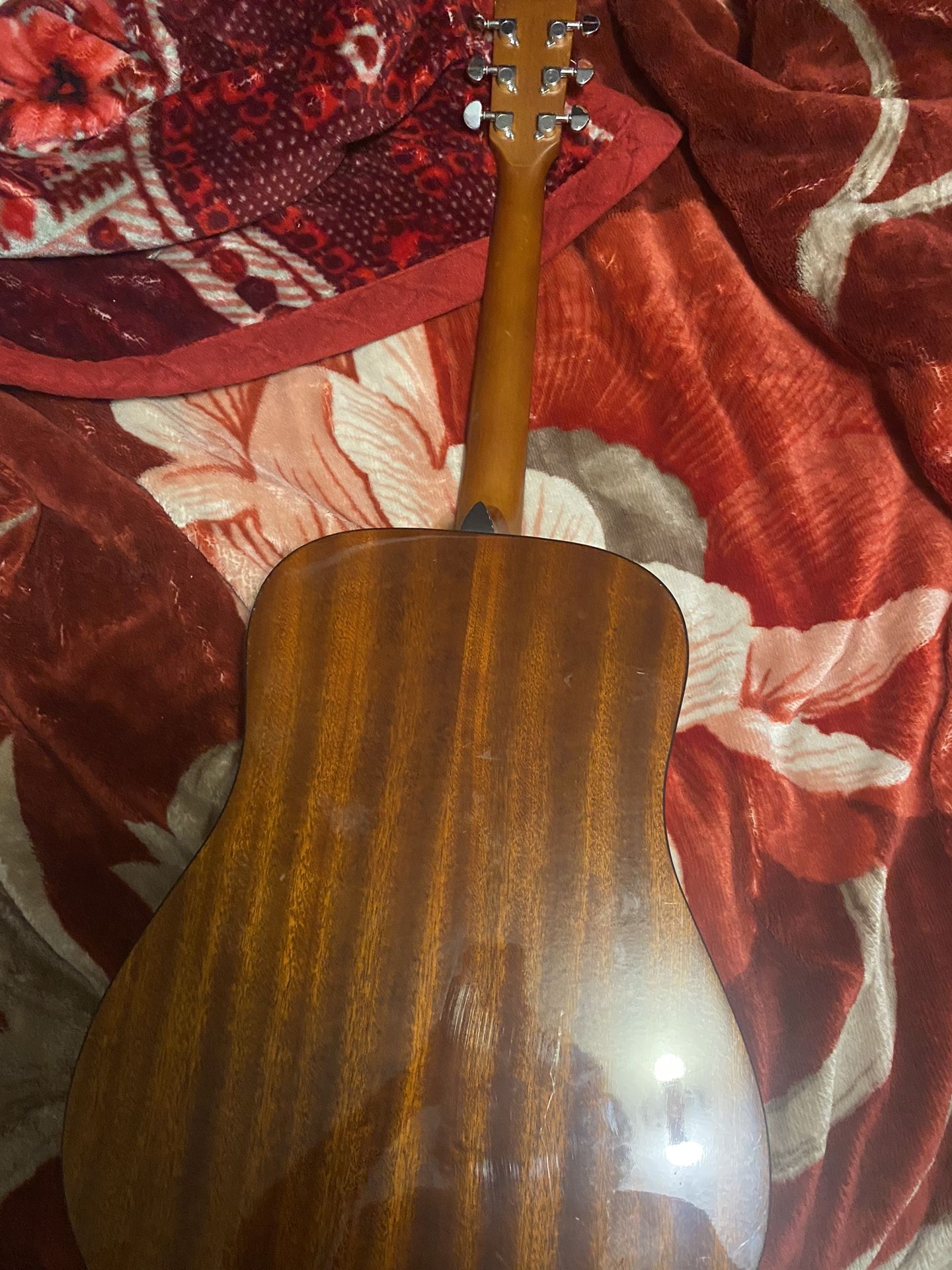 Yamaha F325D Guitar
