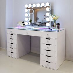 White Makeup Vanity Set