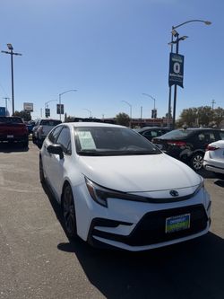 2024 Toyota corolla SE