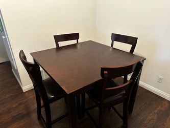 Kitchen table