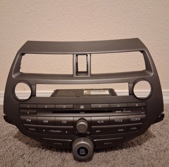 Factory 6 Disc And Radio