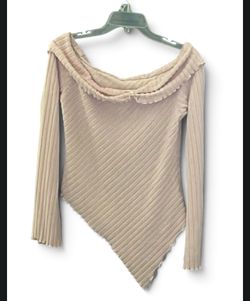 Ladies light weight soft blouse long sleeve size large