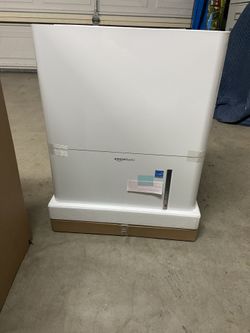 Amazon Basics Dehumidifier - For Areas Up to 1,000 Square Feet, 22-Pint, Energy Star Certified