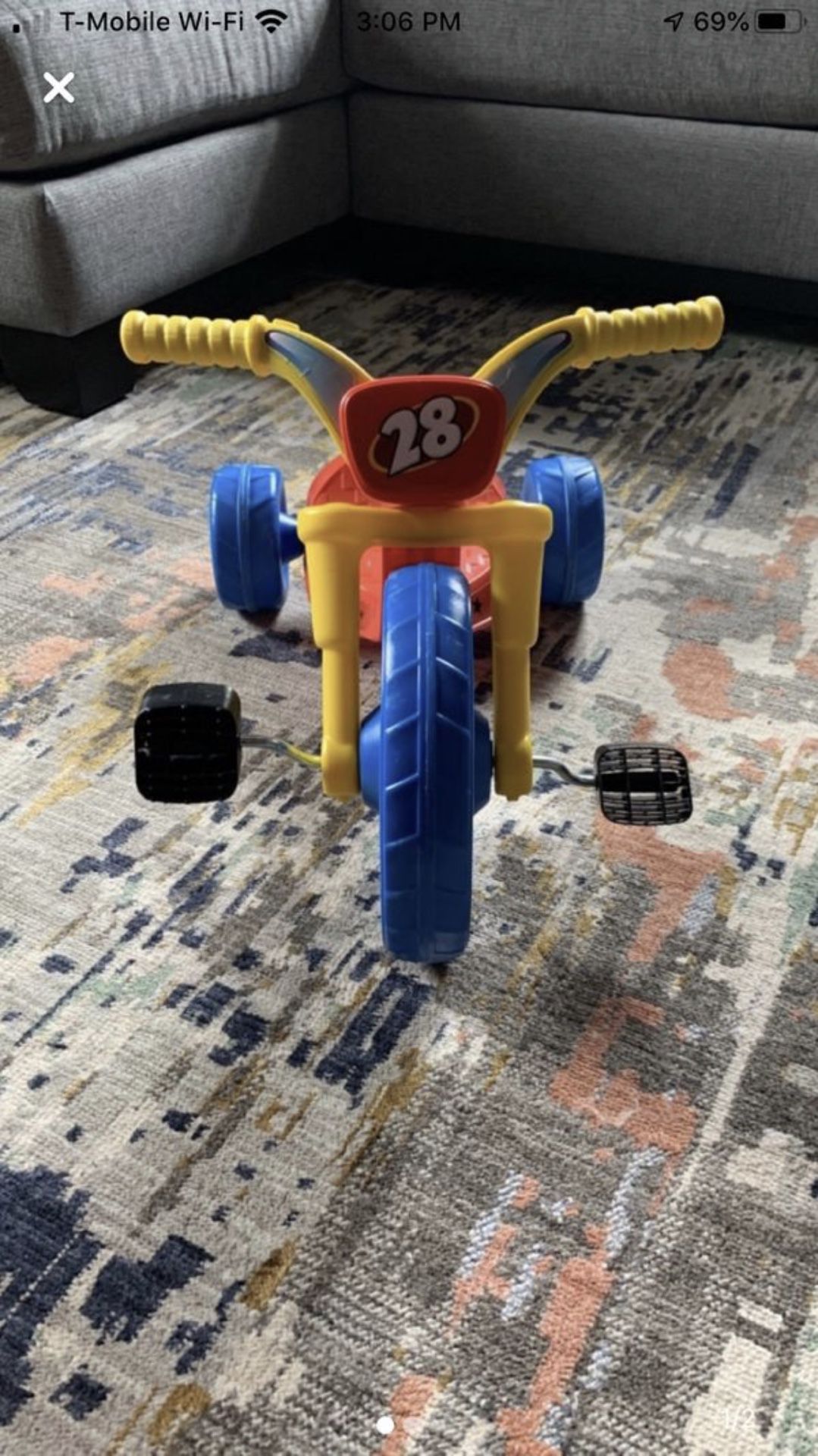 Toddler bike/Mickey mouse