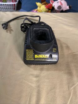 Dewalt Dw 9118 charger