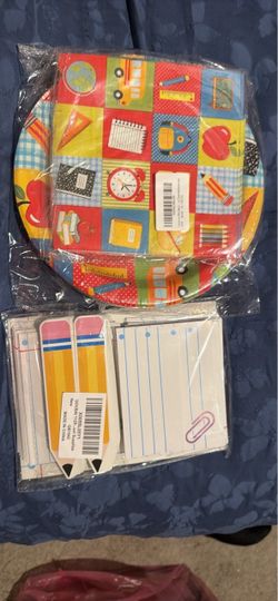 Back to School Party Plates and Notecards Set