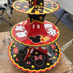 Mickey Mouse Cupcake Holder