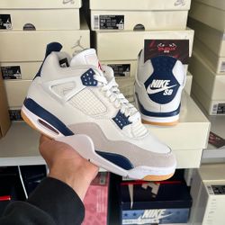 JORDAN 4 SB NAVY