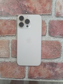 Iphone 16 pro max 256gb....tmobile And METRO Pcs