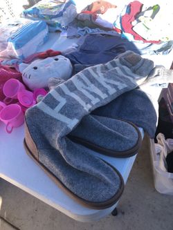 Victoria Secret Pink Sick Boots size small (5/6) - $25