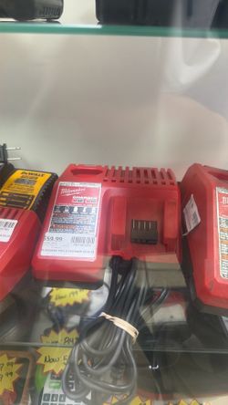 Milwaukee m12 and m18 charger