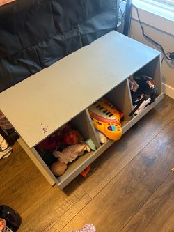 Toy chest