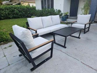 Brand New and assembled high quality aluminum patio set