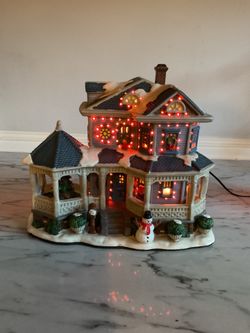 Village Square 2006 Christmas Collection – Full Set (Collectible)