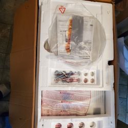 New GE Microwave Under The Counter