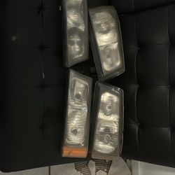 Headlights Truck 2004