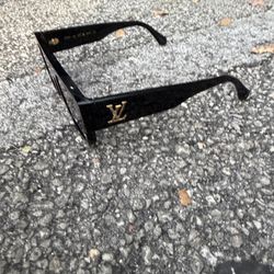 Louis Vuitton Sunglasses Black 