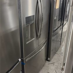 Frigidaire French Door Refrigerator 