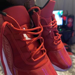 Pair Of Jordan 11 CMFT Low University Red Goes For 129 But ill Do 100  Cash Only Or Cash App
