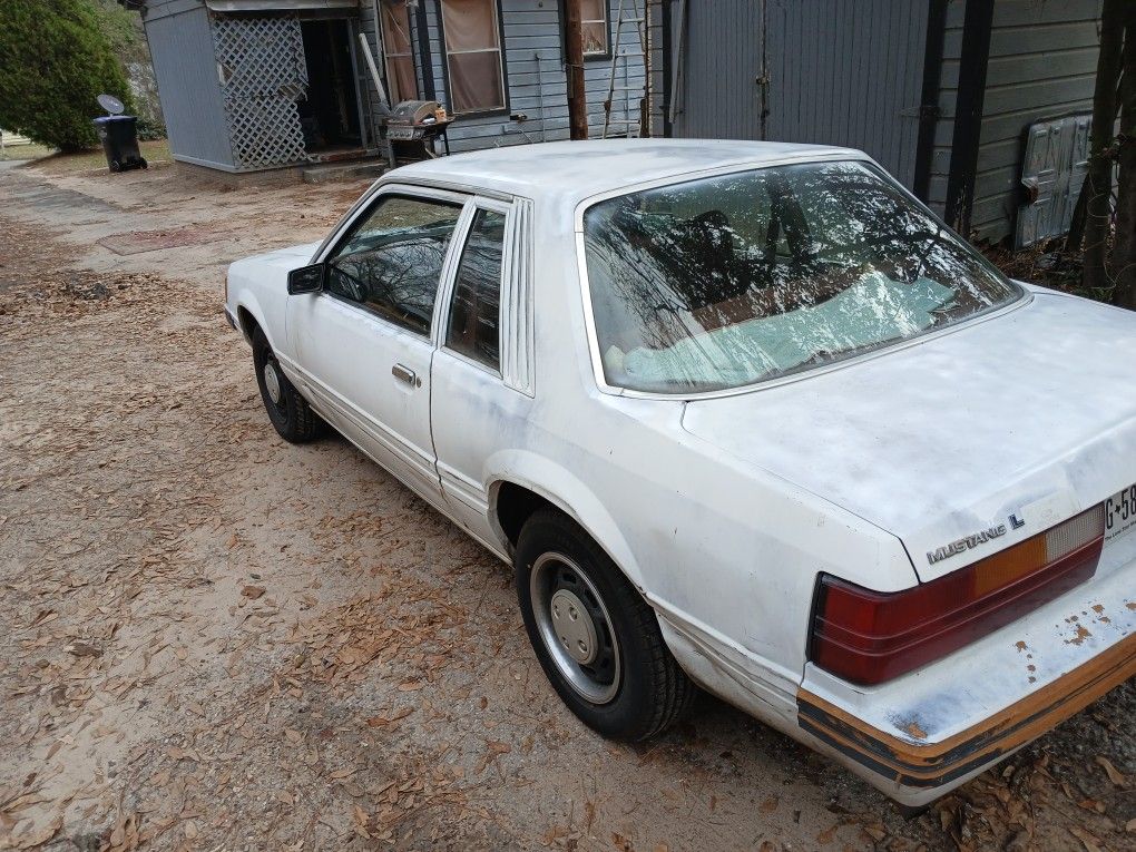 1984 Ford Mustang