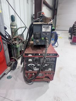 Lincoln Electric Arc Welder with LN-7 Wire Feeder