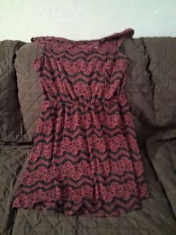 Lace ladies Dress  size LG $5