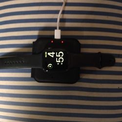 Apple 5th Gen. Watch