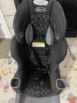 Graco convertible car seat