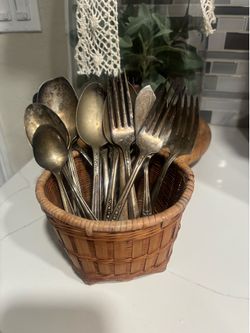 Assorted Vintage Cutlery