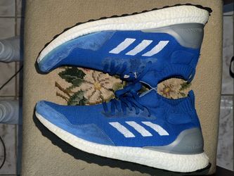 adidas Ultra Boost Mid Run Thru Time