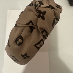 Stylish Floral Headband