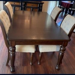 Dining Table Set (with 4 Chairs)