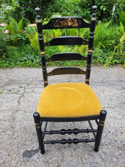 Vintage signed Hitchcock ladder back chair