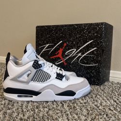 Jordan 4 Military Black Size 8