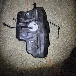 2014 - 2019 toyota corolla fuel tank with fuel pump